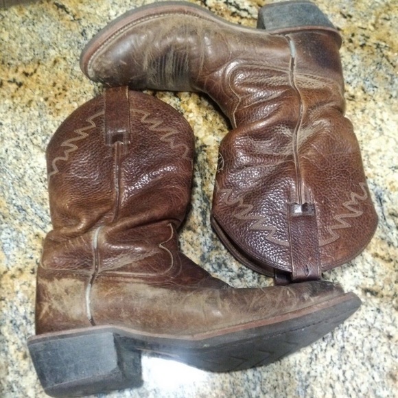 Ariat 33627 Men´s 8.5 D Brown Leather Round Toe...